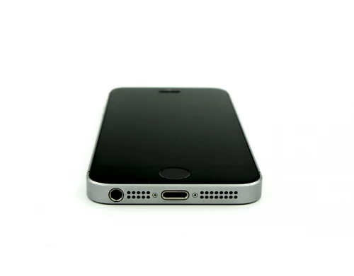 iPhone SE 32 GB Cinzento sideral
